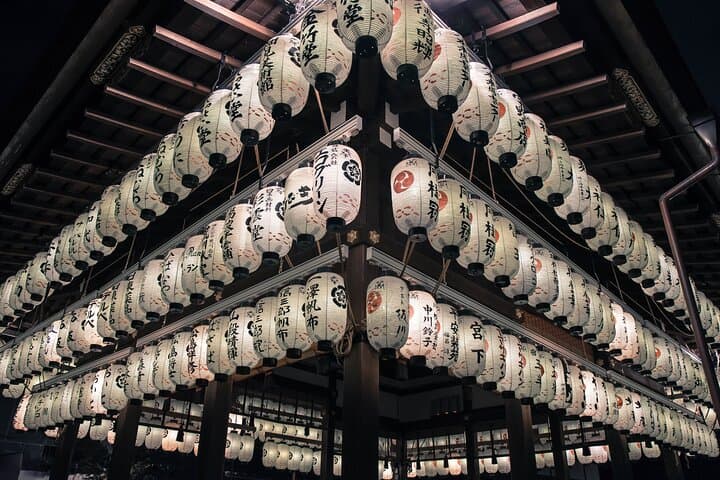 Kiyomizudera, Higashiyama and Yasaka Shrine Guided Walking Tour — photo 7