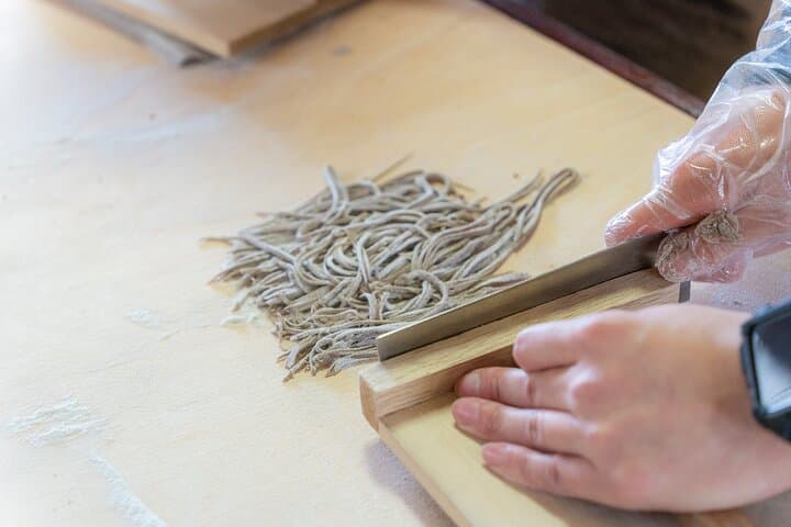 Oshinohakkai Soba Making and Cooking Class from Yamanashi — photo 6