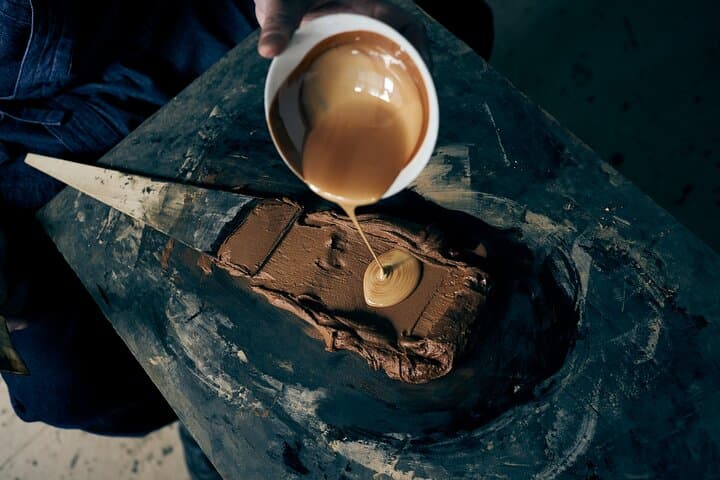 Hiroshima:Private lacquer workshop experience tour(gift included) — photo 2