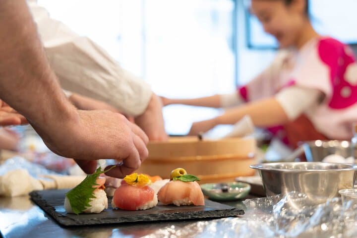 Kyoto: Enjoy Sushi & Market Tour! Best for Family & Couple! — photo 3