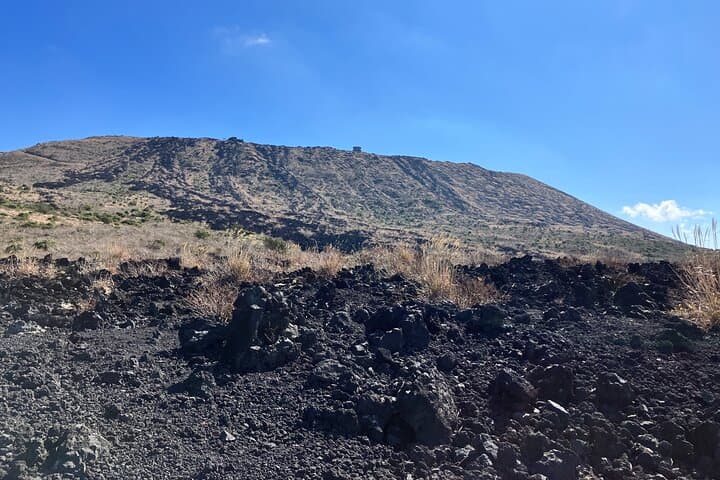 Trekking Volcanic Island in Izu Oshima — photo 7