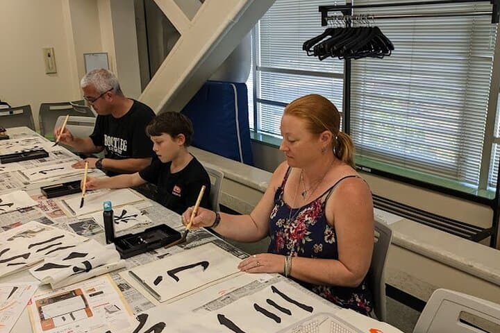 Private Calligraphy class at Tokyo Ginza and Tsukiji Area — photo 4
