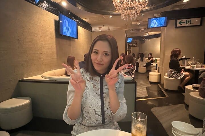 Nightlife Tour in Yokohama and Kannai with Bar Hopping and Drinks — photo 4