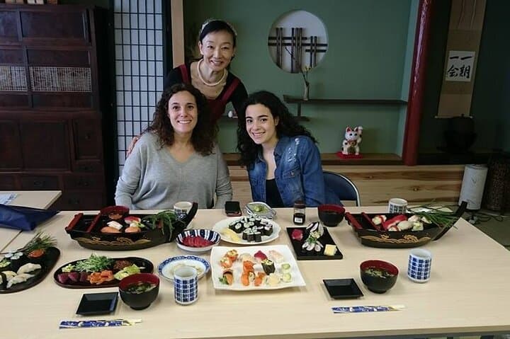 Sushi Making Experience In front of TokyoTower — photo 7