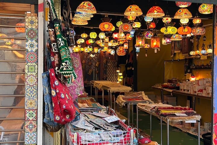 Tokyo: Yanaka Historic Streets Guided Tour & Asakura Museum Visit — photo 7