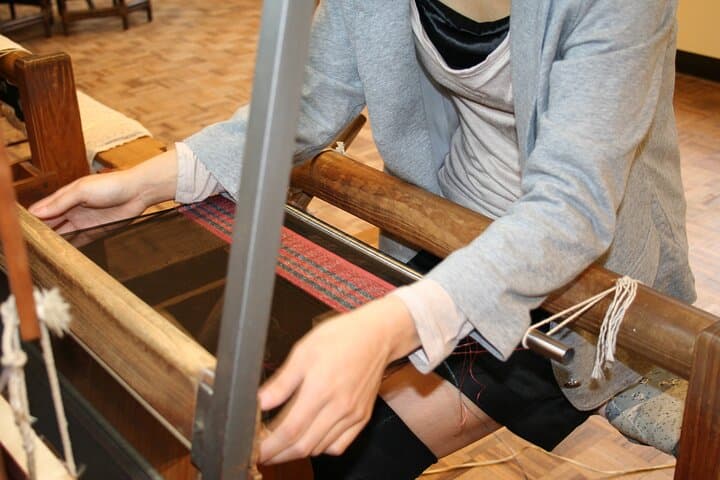 Private Experience of Weaving Oshima Tsumugi Textiles — photo 4