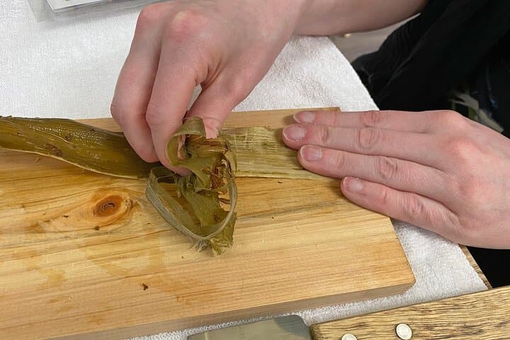 Authentic Handmade Washi Paper Making Workshop in Ueno — photo 5