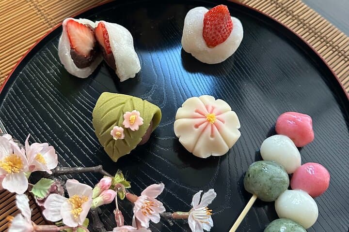 Mochi and Nerikiri Wagashi Combination Cooking Class — photo 9