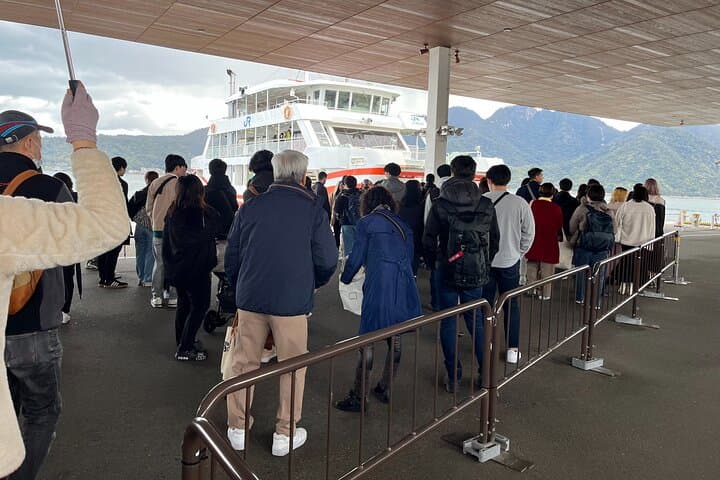 Private Guided Tour to Miyajima from Osaka or Kyoto — photo 2