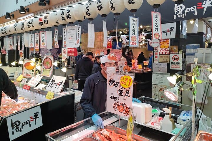 Osaka Kuromon Market＆Takoyaki Cooking Experience PRIVATE Tour — photo 8