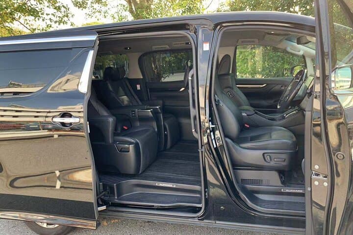 Tokyo private transfer to Narita Airport (NRT) — photo 4