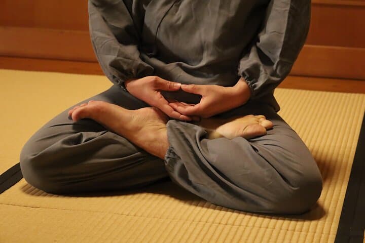 Private Zen Meditation in English in Shinjuku, Tokyo — photo 6