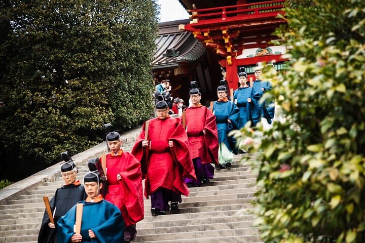 Kamakura Tour with Pro Photographer: Tsurugaoka Hachimangu shrine — photo 2