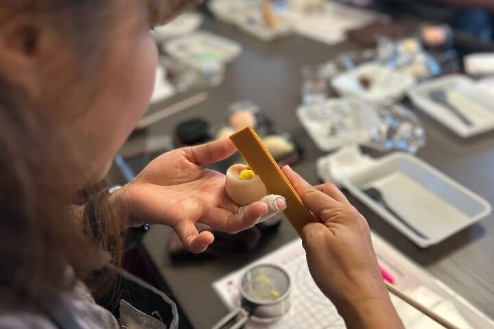 Japanese Sweets (Mochi & Nerikiri) making at a Private studio — photo 10