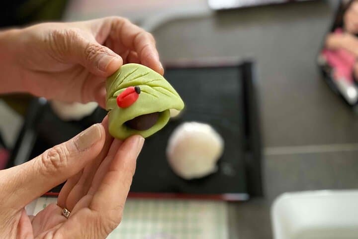 Japanese Sweets (Mochi & Nerikiri) making at a Private studio — photo 12