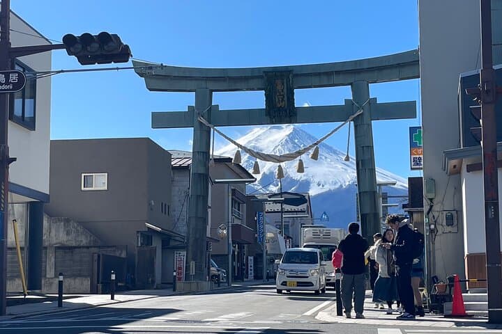 Mt FUJI - Panoramic Tour w/ Hoto Lunch, JP Sake & Onsen tatto OK! — photo 6