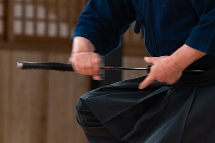Samurai Sword Training with a Dan Master in Shinjuku, Tokyo — photo 8