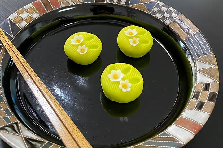 Matcha table tea ceremony experience in Tokyo — photo 7