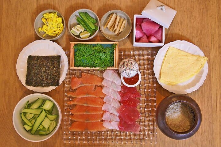 Sushi, Bento or Gyoza Class in Tokyo with Miki + Transfers — photo 3