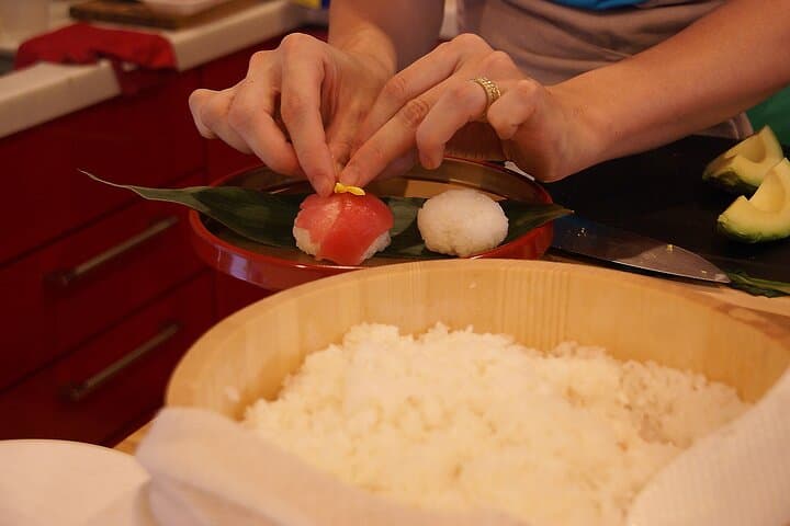 Sushi, Bento or Gyoza Class in Tokyo with Miki + Transfers — photo 9