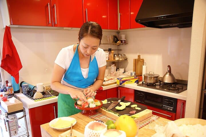 Sushi, Bento or Gyoza Class in Tokyo with Miki + Transfers — photo 4