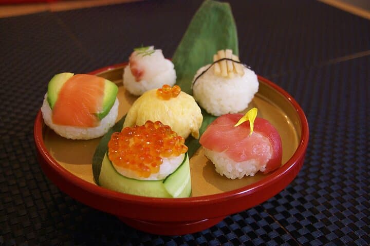 Sushi, Bento or Gyoza Class in Tokyo with Miki + Transfers — photo 8