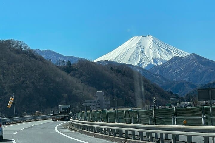 From Tokyo to Mount Fuji! Private Car Tour by Eng Speaking Driver — photo 11