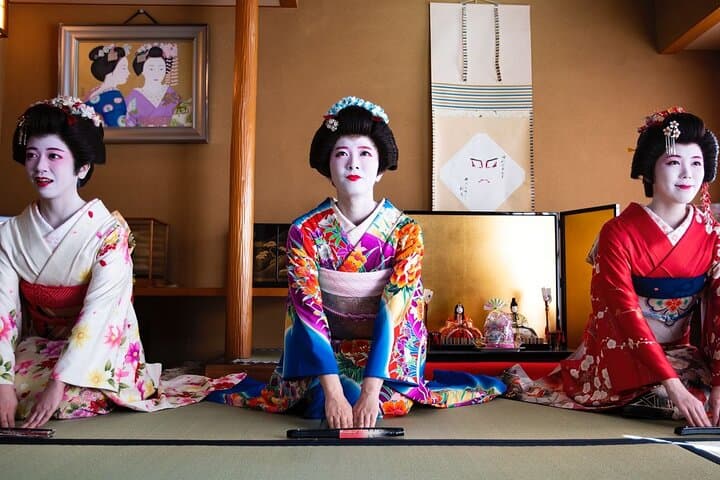 Tokyo Geisha Cultural Experience with Sake Tasting — photo 6