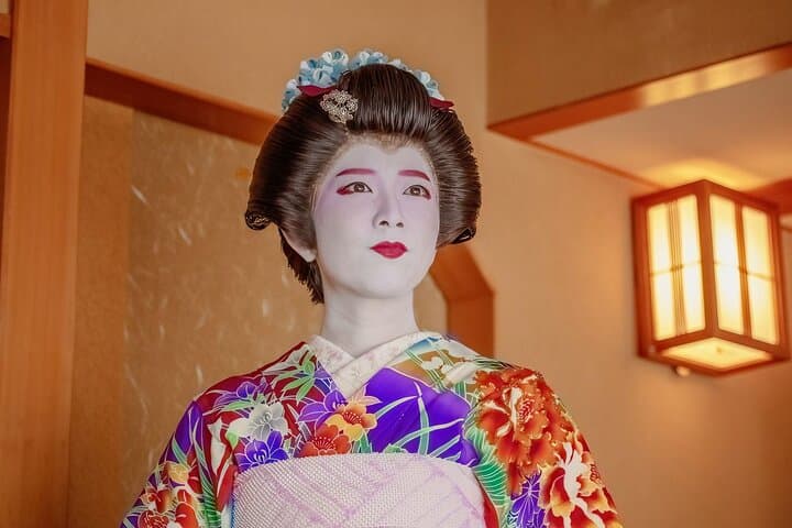 Tokyo Geisha Cultural Experience with Sake Tasting — photo 2