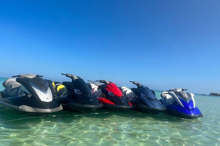 Private tour by water bike on Ishigaki Island — photo 5