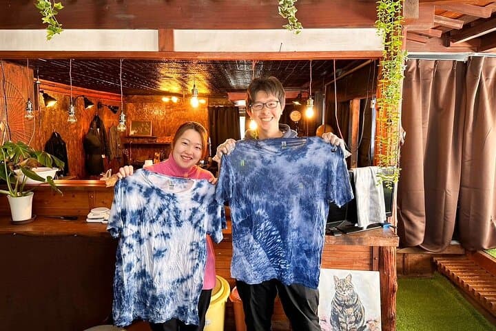 Indigo Dyeing Using Mt. Fuji Spring Water in Kawaguchiko — photo 3