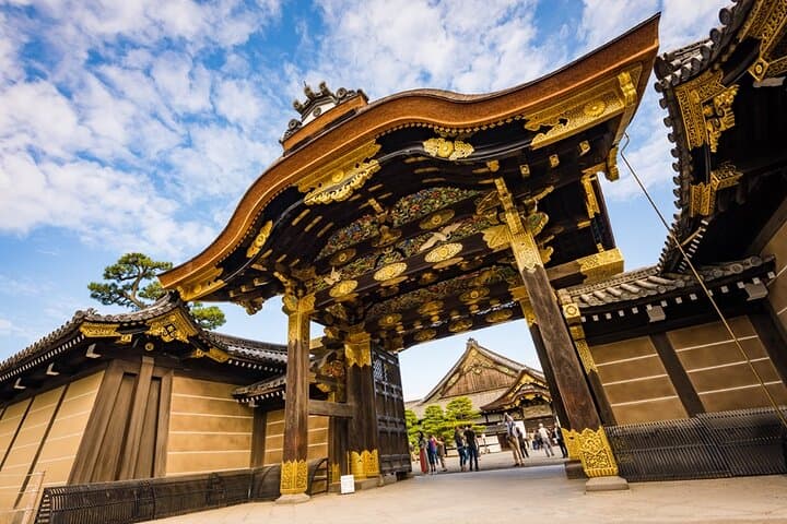 Kyoto: Golden Pavilion, Nijo Castle, Nishiki Market. Private — photo 2