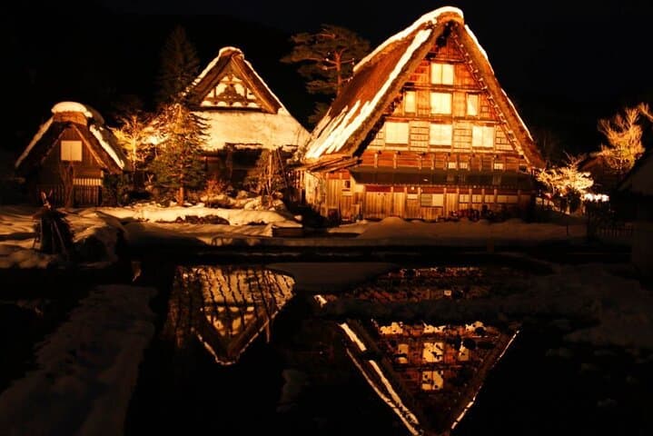 Private Sightseeing Tour to Shirakawago and Takayama from Nagoya — photo 2