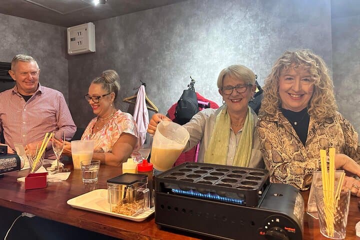 Osaka Sake Tasting & Takoyaki Cooking Experience — photo 6
