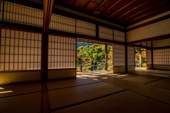 Kyoto Arashiyama: Fall Foliage Walking Tour【Autumn's limited】 — photo 6