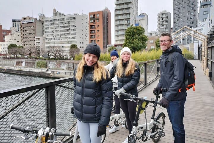 2.5 Hour-Guided Cycle Tour in the Central Tokyo — photo 1