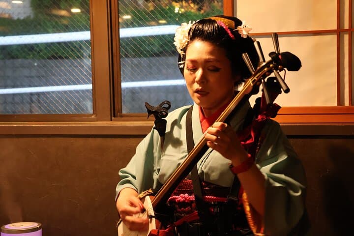 3 Bars and Foods Hopping Tour with Traditional Singer at ArakiCho — photo 2
