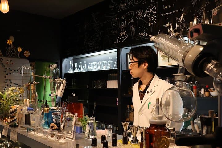 3 Bars and Foods Hopping Tour with Traditional Singer at ArakiCho — photo 3