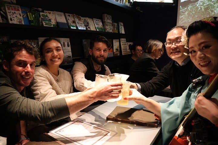 3 Bars and Foods Hopping Tour with Traditional Singer at ArakiCho — photo 5