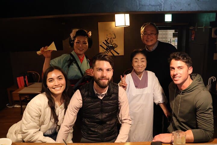 3 Bars and Foods Hopping Tour with Traditional Singer at ArakiCho — photo 9