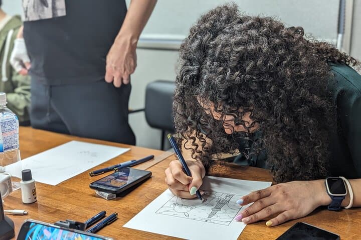 Anime Manga Spot Tour and Manga Drawing Class in Shibuya — photo 9