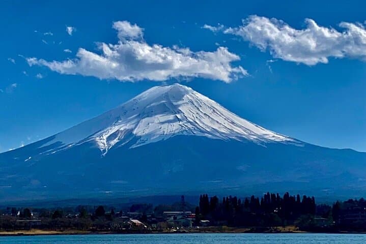 Mount Fuji Adventures Private English Tour With Hotel Pick Up — photo 9
