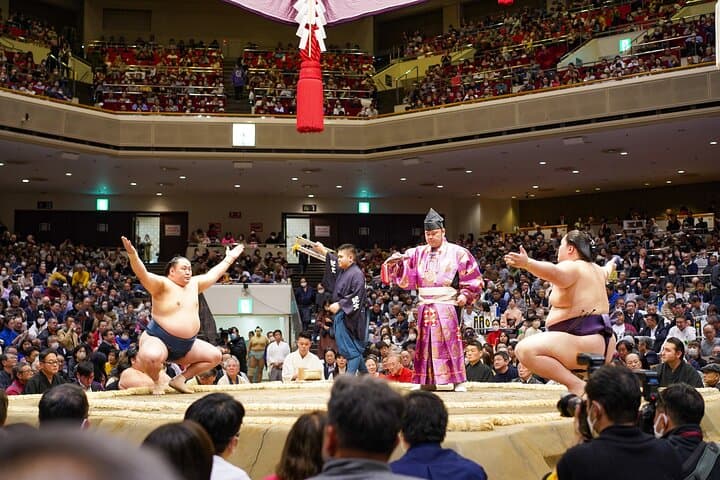 Seat B Ticket Tokyo Sumo Wrestling Tournament in Ryogoku — photo 4