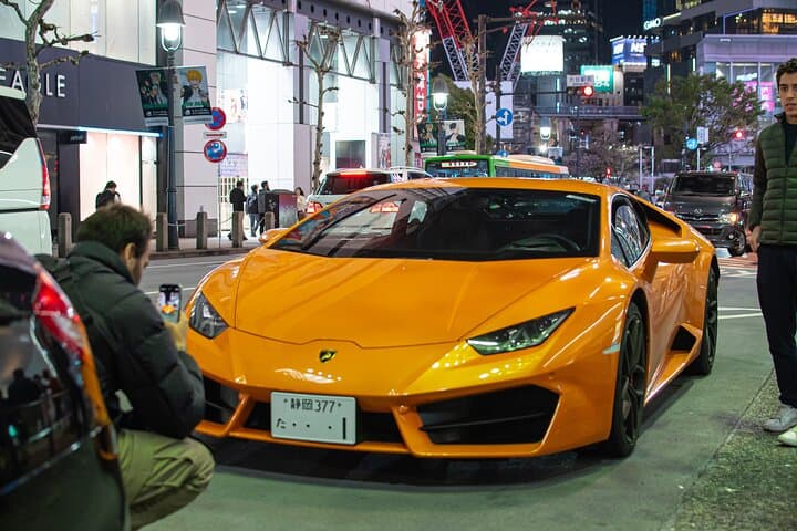 1-Hour Tokyo Tour in Lamborghini Huracan — photo 5
