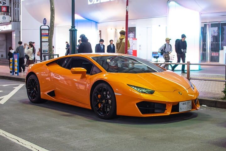 1-Hour Tokyo Tour in Lamborghini Huracan — photo 6