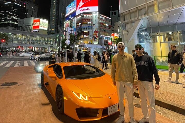 1-Hour Tokyo Tour in Lamborghini Huracan — photo 3