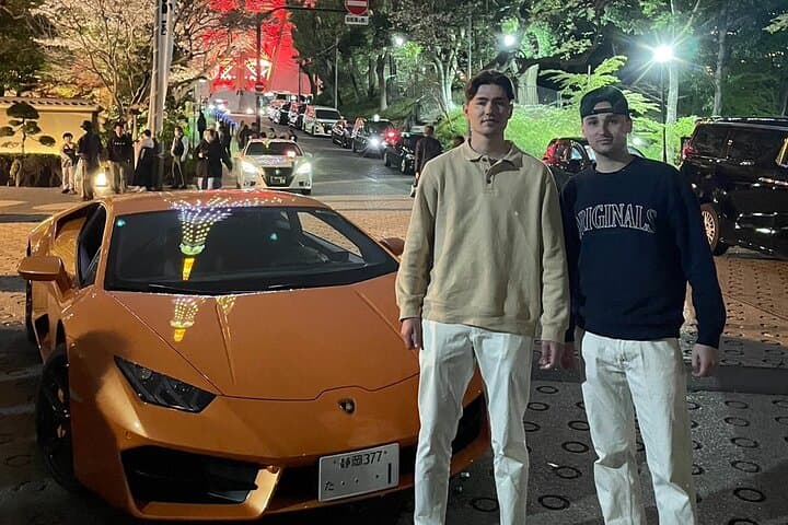 1-Hour Tokyo Tour in Lamborghini Huracan — photo 4