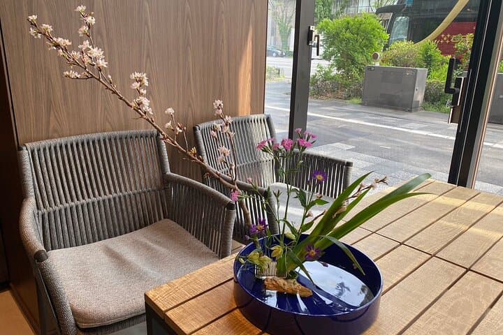 Private Ikebana Experience Tour in Kyoto — photo 17