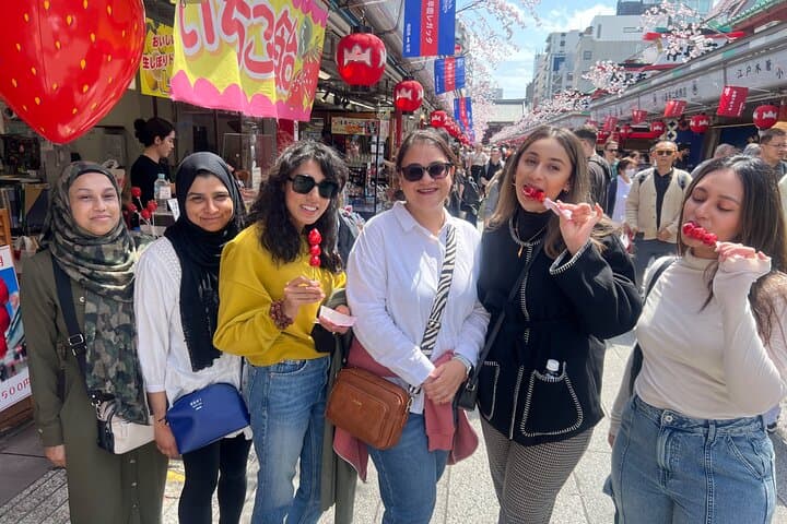Tokyo: Asakusa Temple & Old Town Walking Tour — photo 11