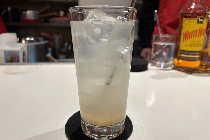Tokyo Harajuku Night Pub Crawl with Locals – Snack Bars & Karaoke — photo 8